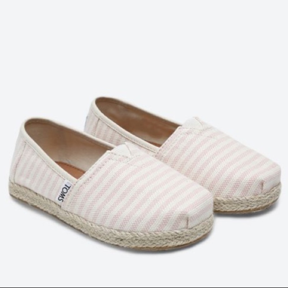 TOMS Alpargata Slip-On - suuuper cute! Worn once!